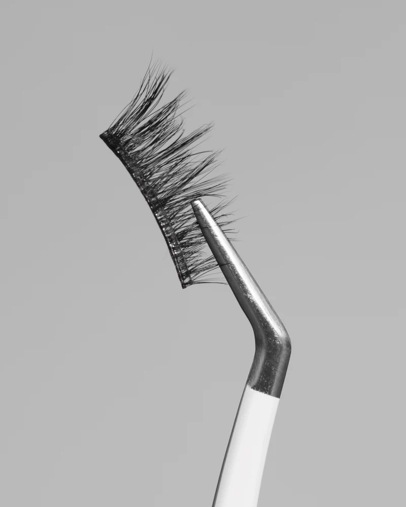 Dusk | Pop-On Lashes: The 75+ Lash
