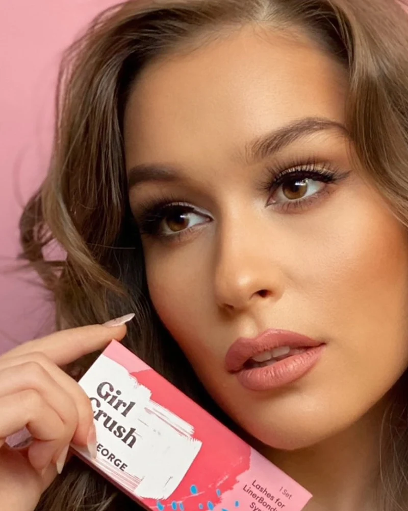 Girl Crush | LinerBond Girl Lash