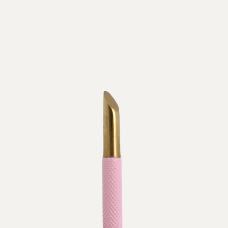 Pousse cuticules ongles double embout