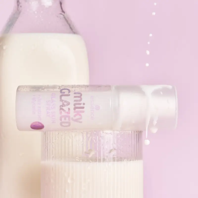Essence spray pour le visage « Milky Glazed Glass Skin », 50 ml