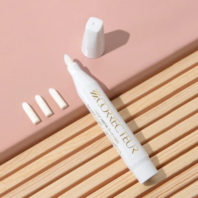 Correcteur pour vernis à ongles