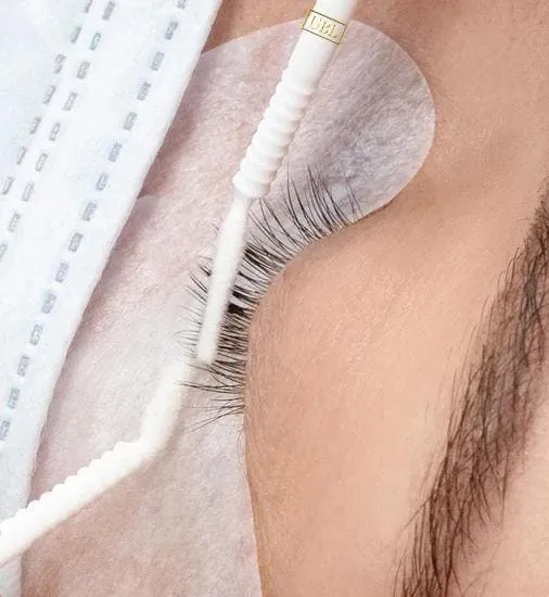 Pinceaux micro-applicateurs jetables à pointe longue pour extensions de cils en boîte