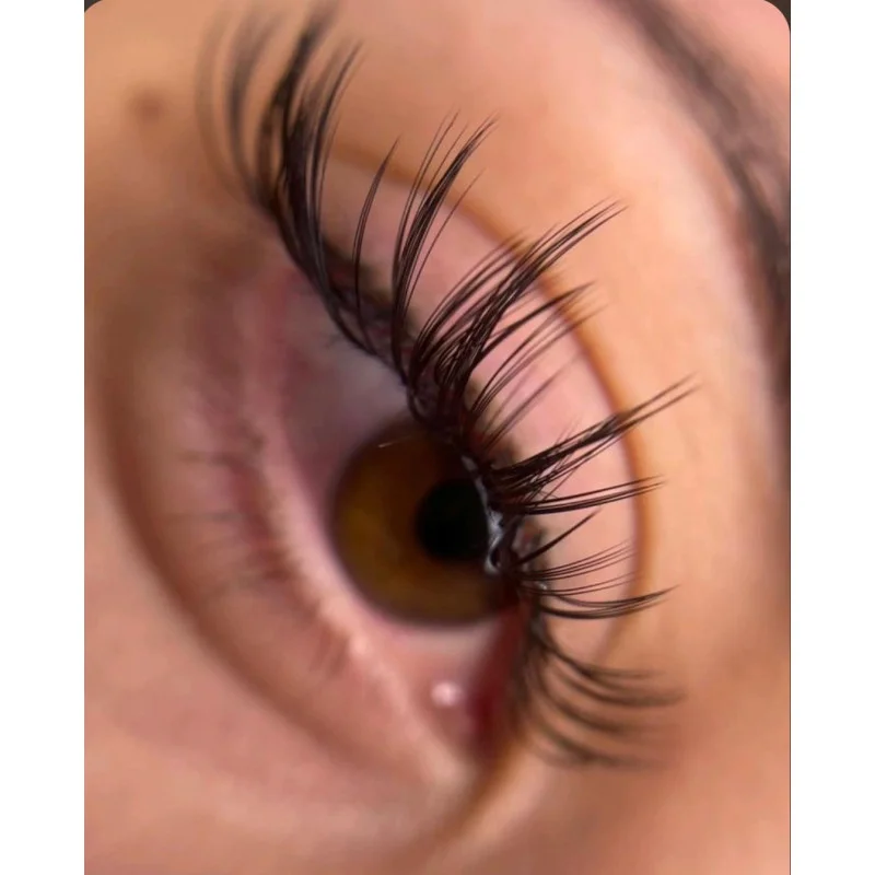 Wet Look Lashes (Hiver) – Extensions de cils effet mouillé (spikes) – Boîte MIX 4 longueurs