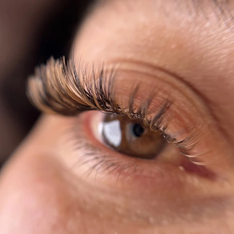 Vanilla Sky – Léopard – Extensions de cils brun clair & brun foncé en soie