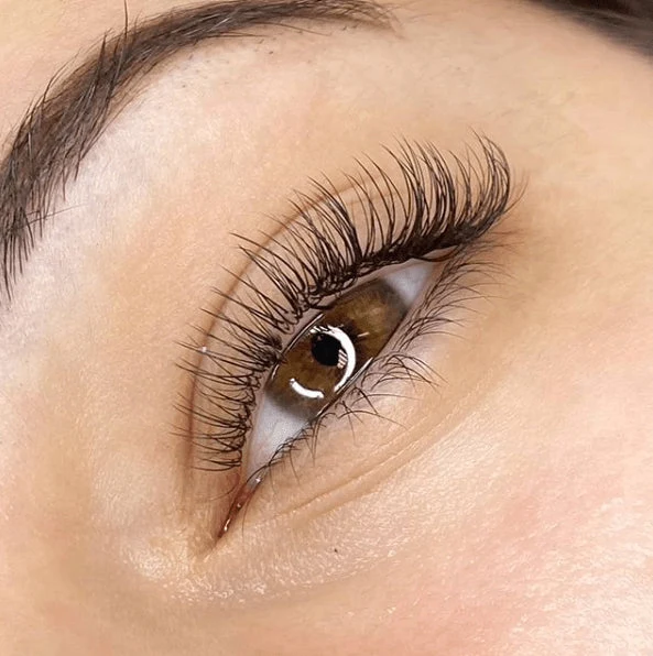 Volume Russe – Extensions de cils en soie – Boîte MIX (7–14 mm) – Bouquets faits main