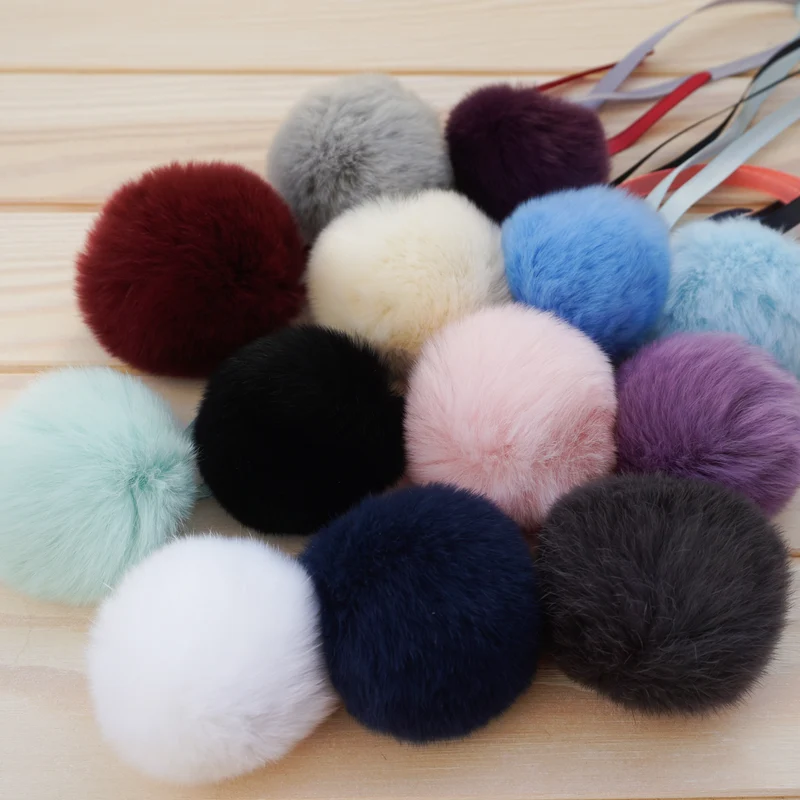 pompon en fourrure de lapin