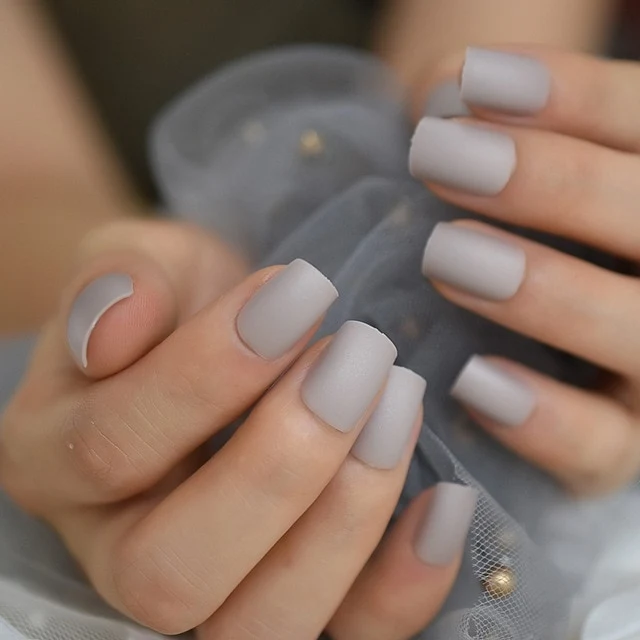 Faux Ongles Gris Clair