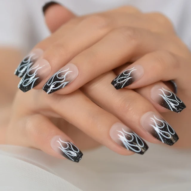 Faux Ongles Gothique