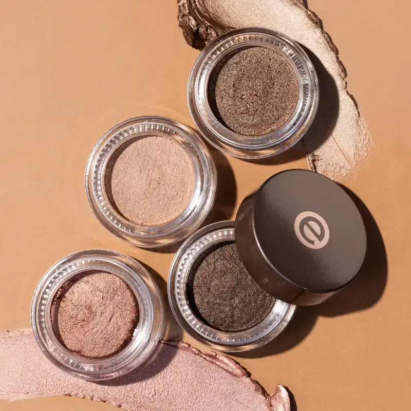 Essence Ombre à paupières crème 02 , 5 gr
