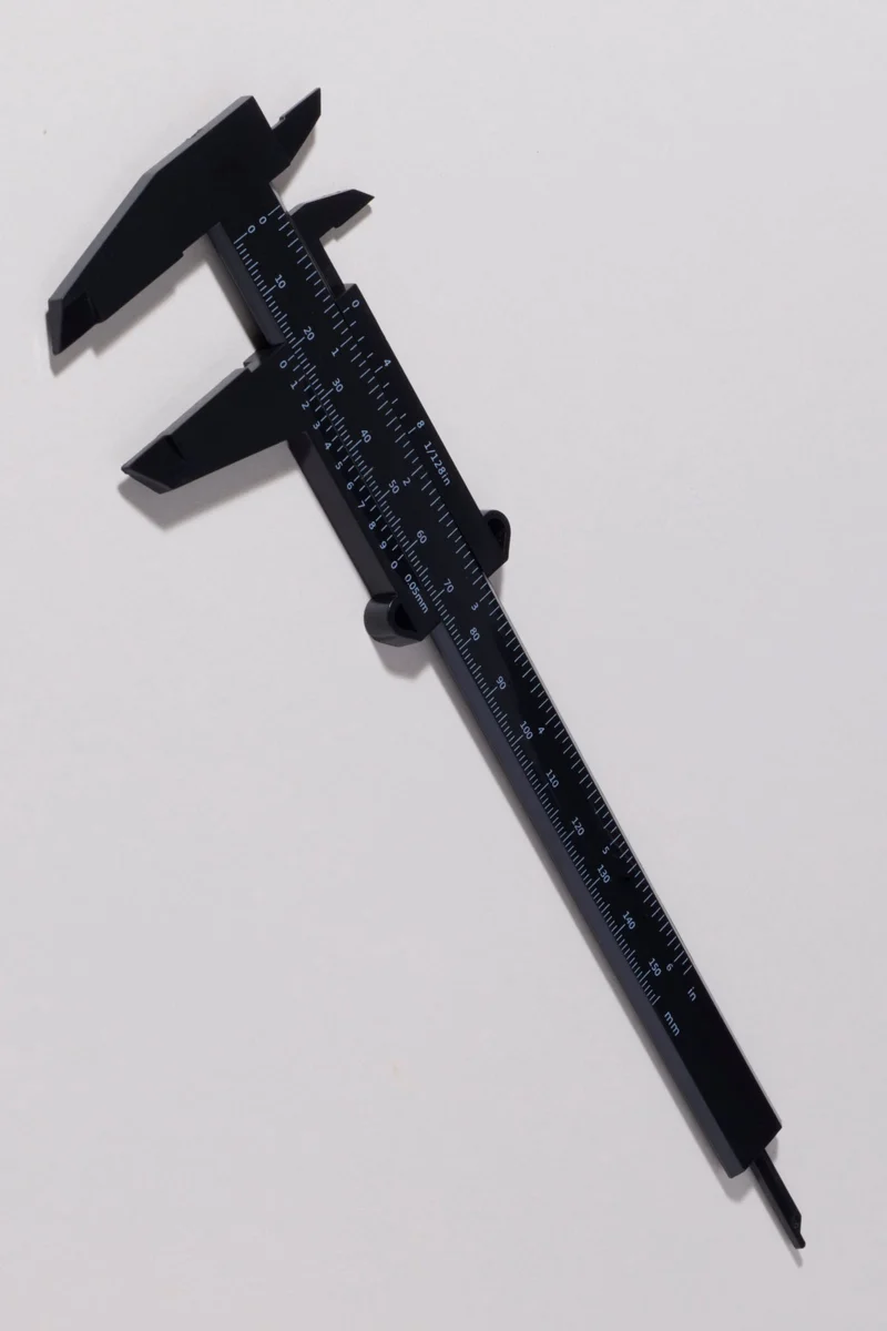 Règle de traçage pour sourcils