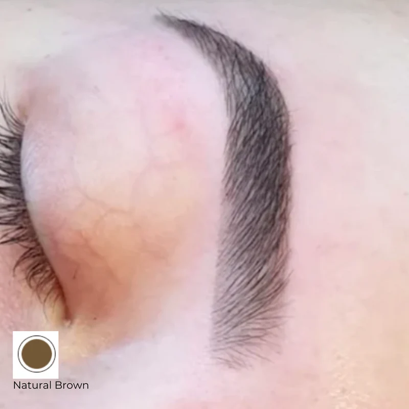 La teinture sourcils henné Dyotics