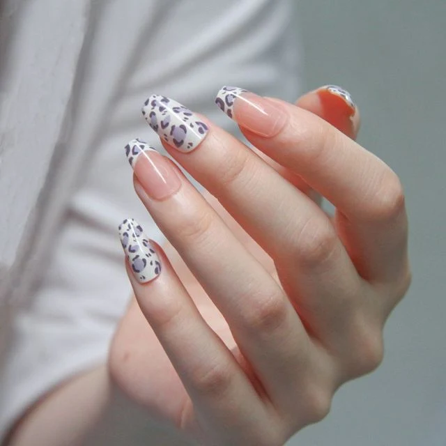 Faux Ongles French Décoré