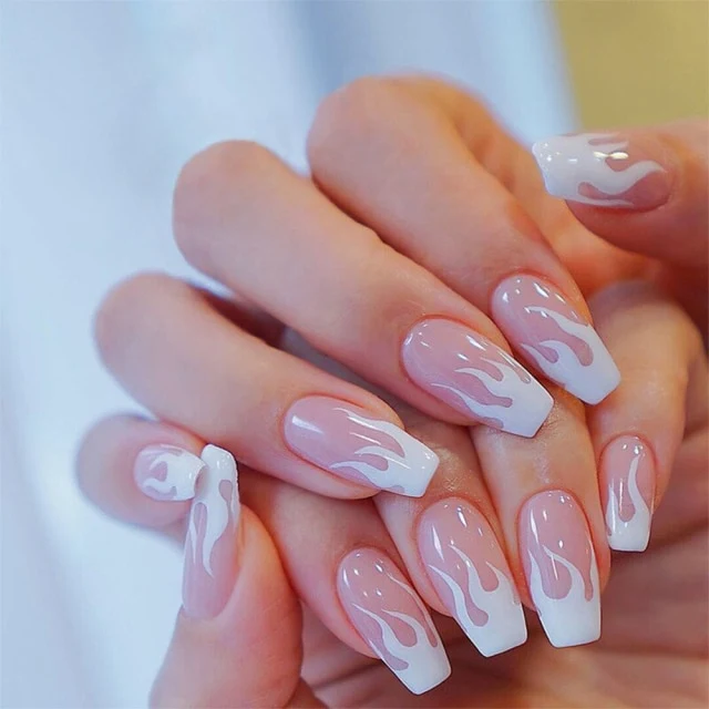 Faux Ongles Flammes