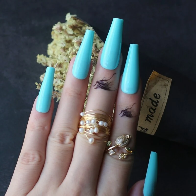 Faux Ongles Bleu Pâle