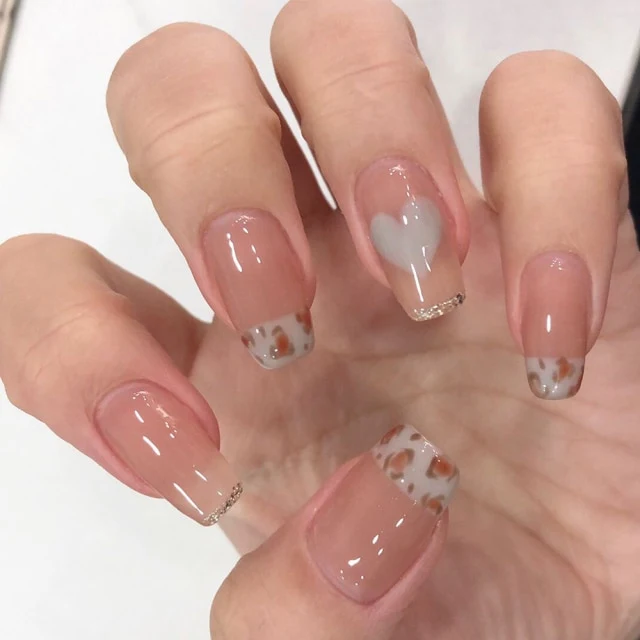 Faux Ongles Carré Arrondi