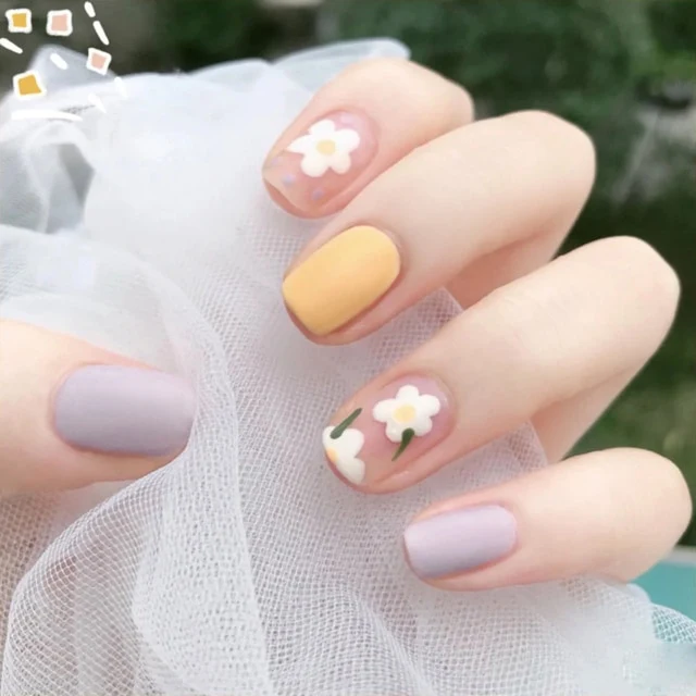 Faux Ongles Fleurs