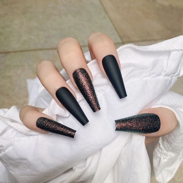 Faux Ongles Noir Brillant