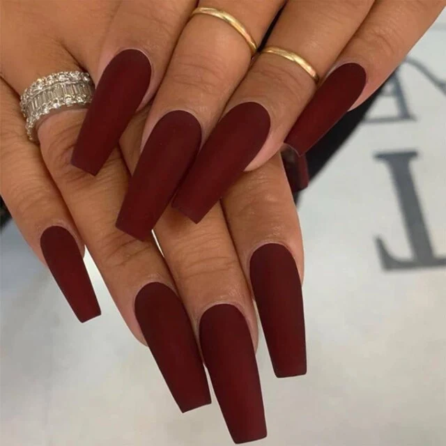 Faux Ongles Bordeaux Mat