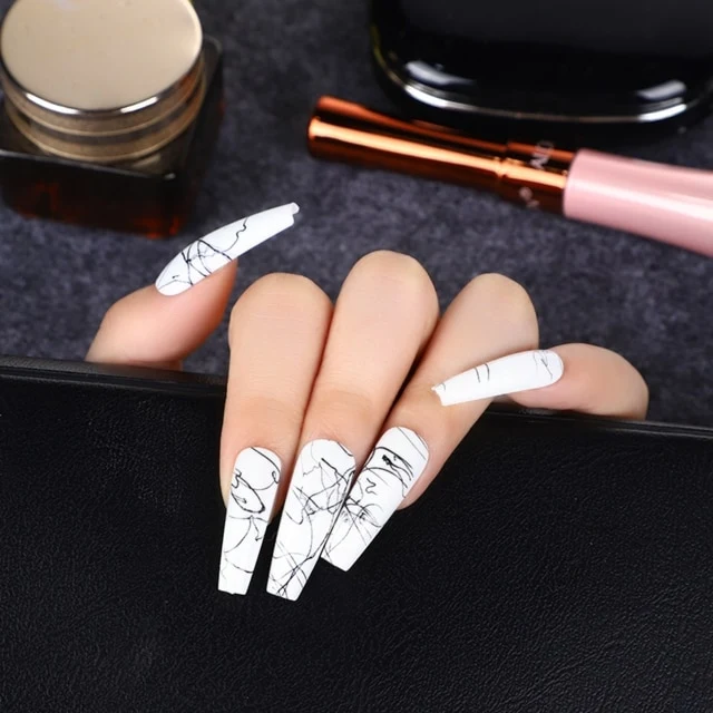 Faux Ongles Grande Taille
