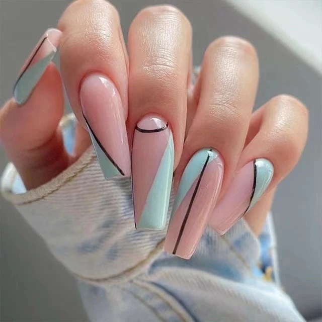 Faux Ongles a la Mode