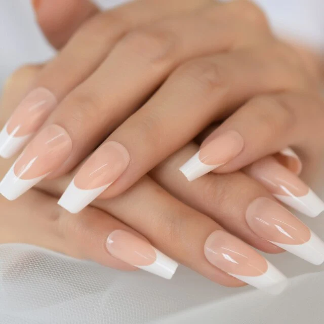 Faux Ongles French Manucure