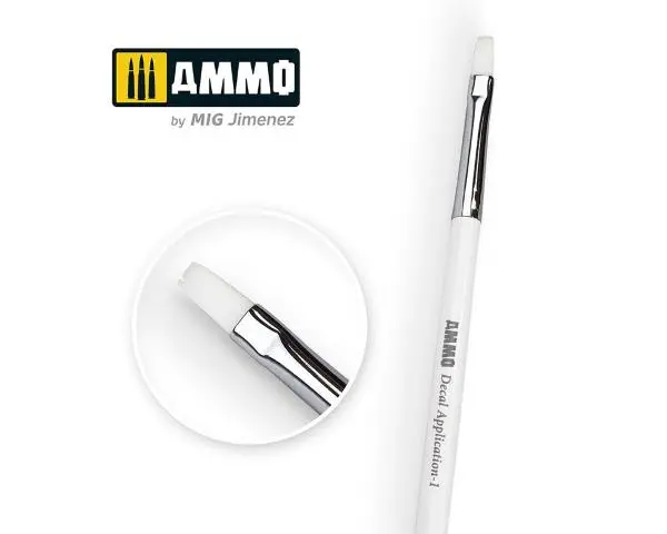 AMIG8706- Pinceau d'application de décalcomanies n°1