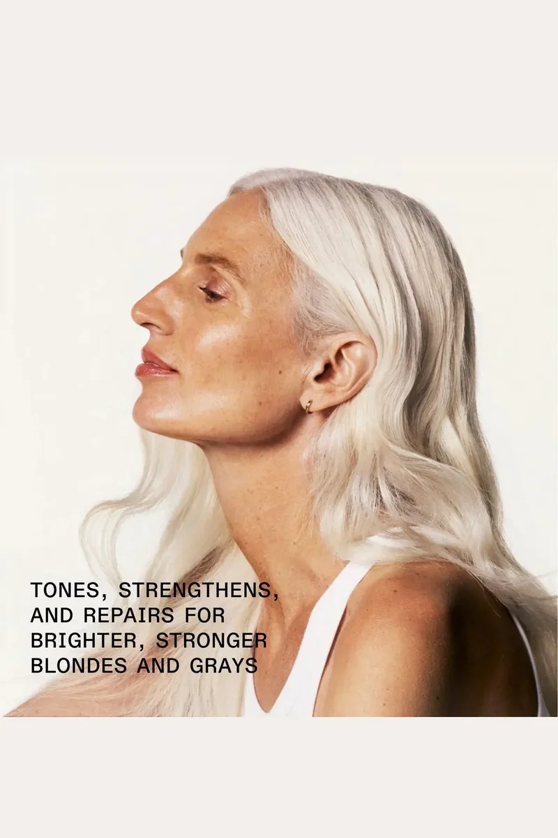 OLAPLEX NO.4P BLONDE ENHANCER TONING SHAMPOO 8.5oz