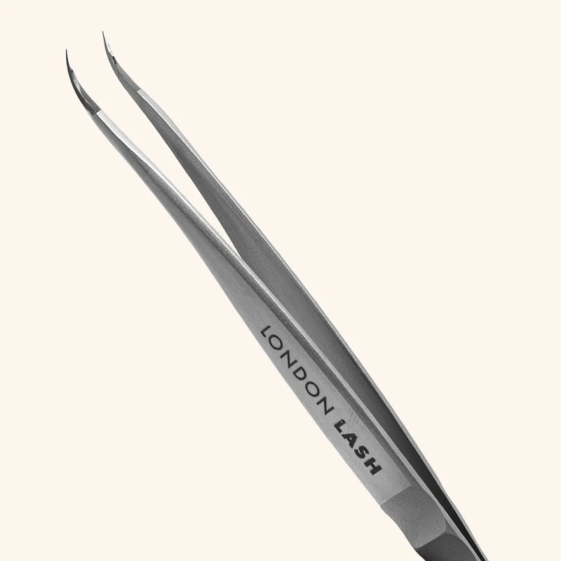 Pince à extensions de cils classique et volume à petite pointe courbée