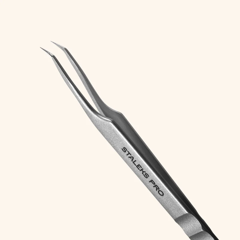 Pince à extensions de cils classique et volume en forme de L petite