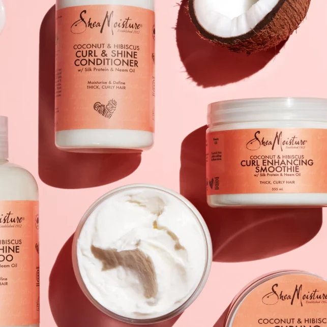 SheaMoisture Coconut & Hibiscus Curl & Shine Shampoo sulphate free shampoo for thick, curly hair 384 ml