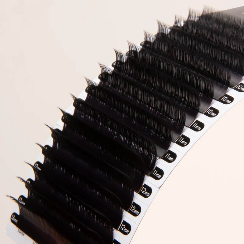 EXTENSIONS DE CILS MÉGA VOLUME CHELSEA 0.04