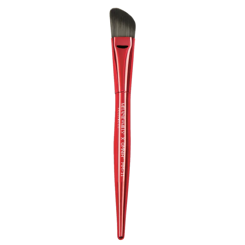 Melanie Mills Hollywood Angled Under-Eye Concealer Brush MM11 X Omnia®