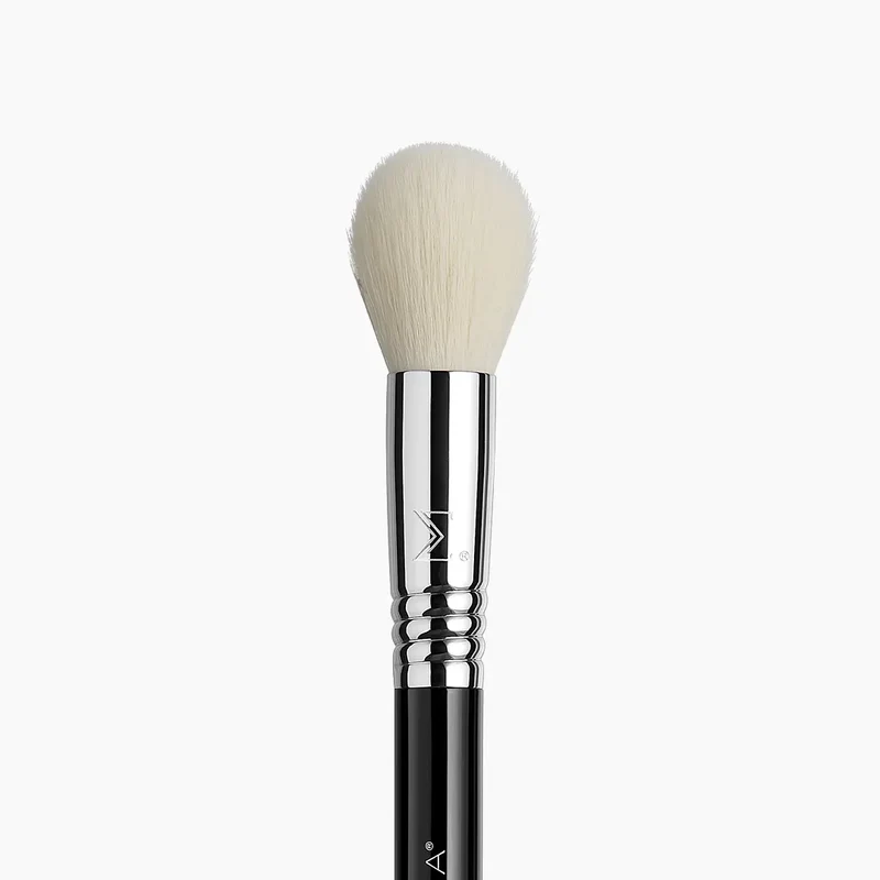Sigma Beauty Chiselled Cheek Brush F76
