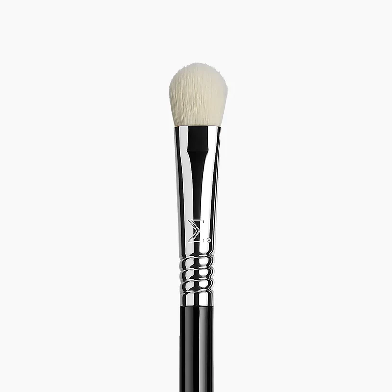 Sigma Beauty E28 Detail Buffer Brush