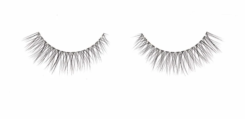 Ardell Lift Effect Lashes 740, 1 pair