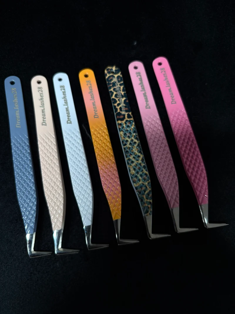 Fiber tip Tweezers