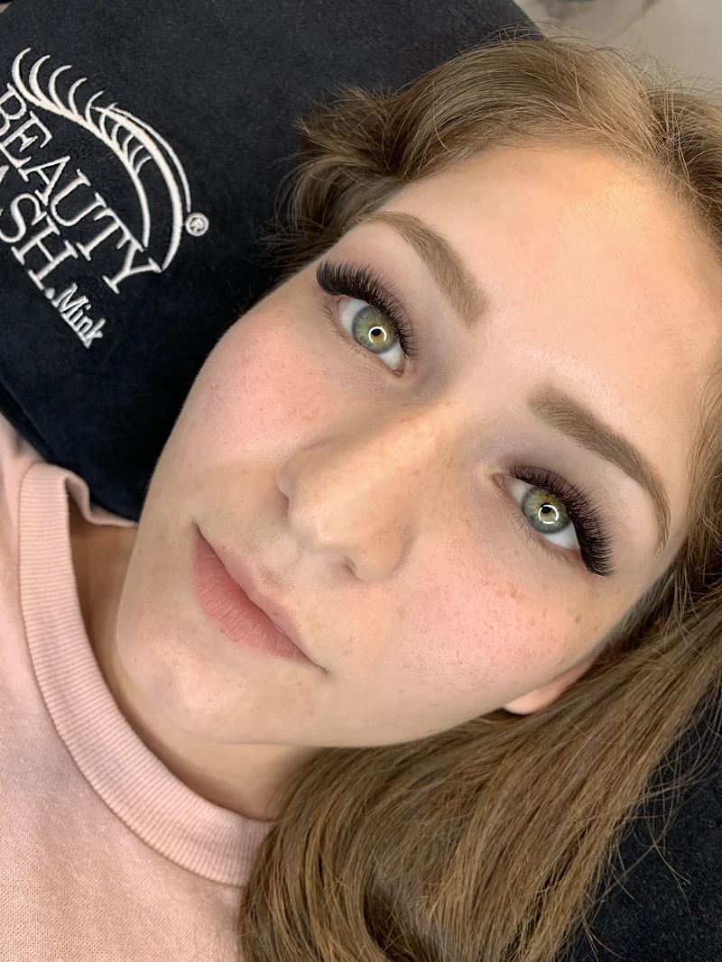 Volume Lashes 0.05