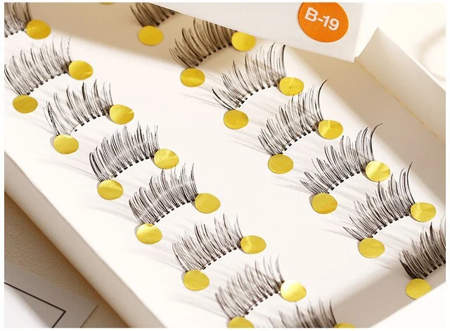 ICYCHEER 10 Pairs Beauty Makeup Mini Half Corner Black False Eyelashes Natural Fake Eye Lashes Makeup Tools