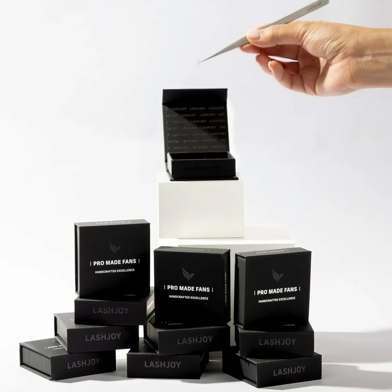 Flat 4D Narrow Promade Lashes | 1000 Fans