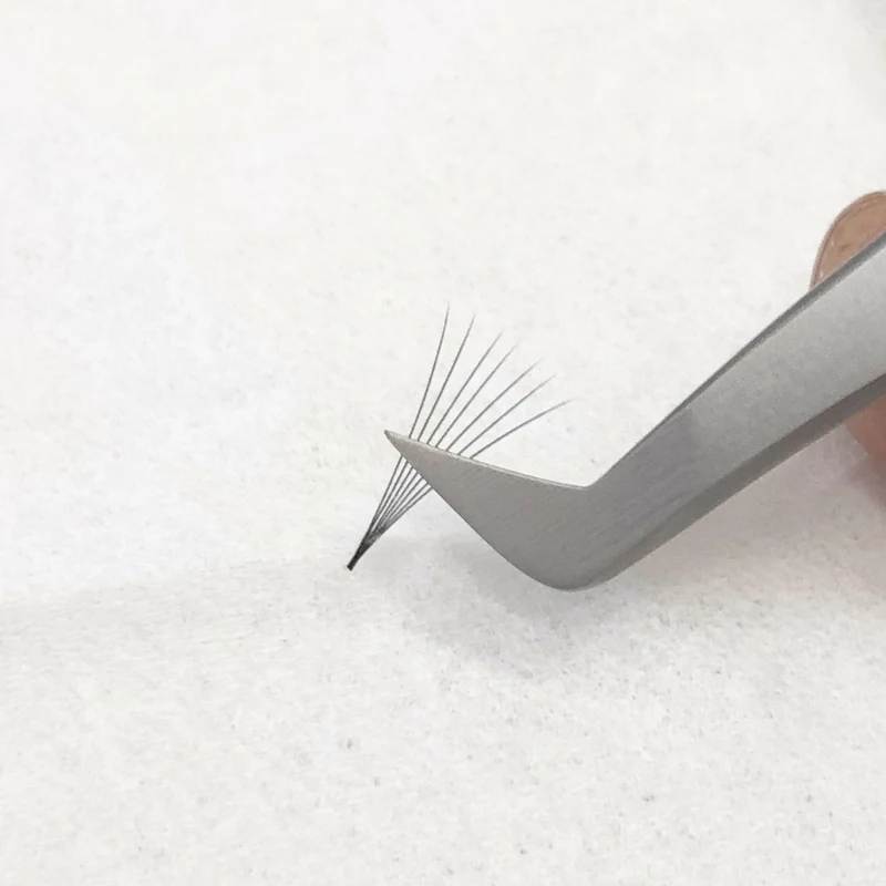 Curved Boot Lash Tweezers