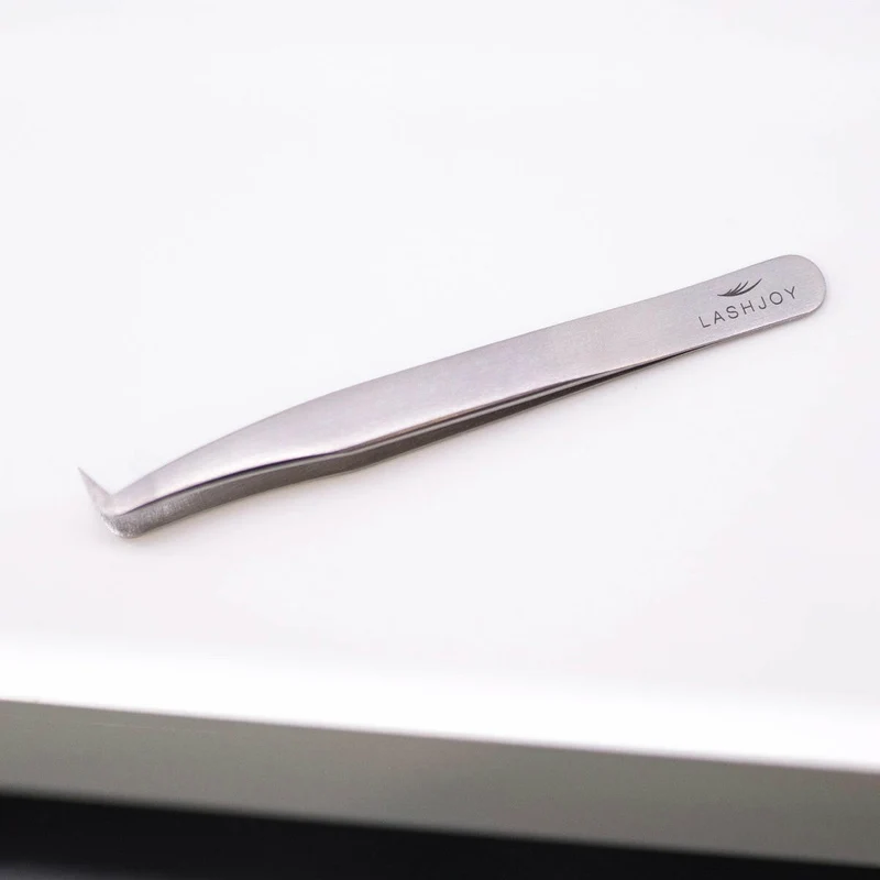 Curved Boot Lash Tweezers