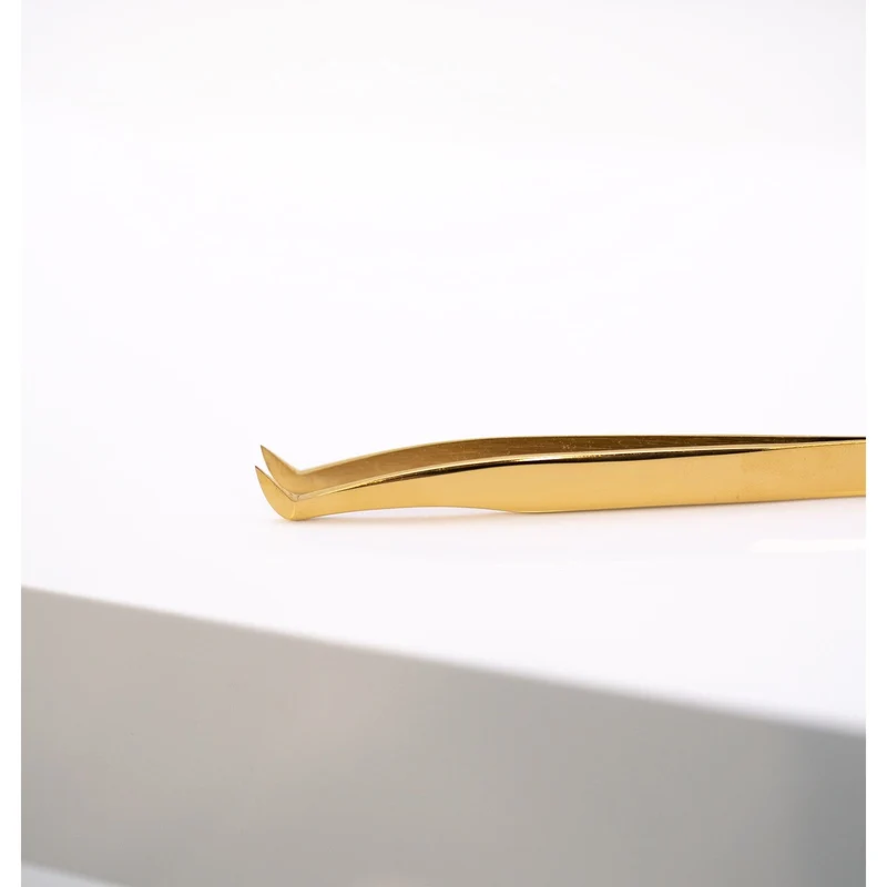 Curved Boot Lash Tweezers