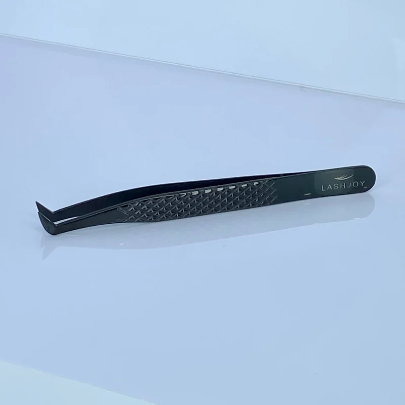 Curved Boot Lash Tweezers