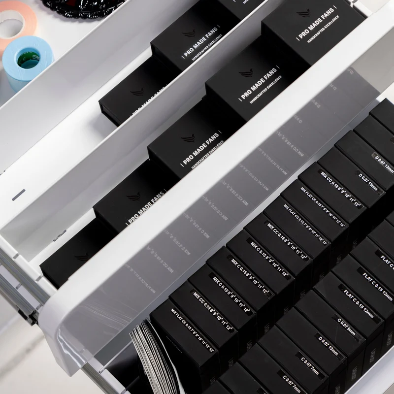Ultra Soft Flat Lashes - Single Length Trays