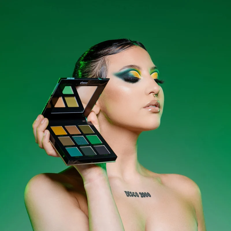 BPerfect Cosmetics - Compass of Creativity East Emeralds Palette