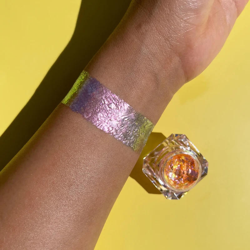 Danessa Myricks Beauty - Infinite Chrome Flakes Monarch
