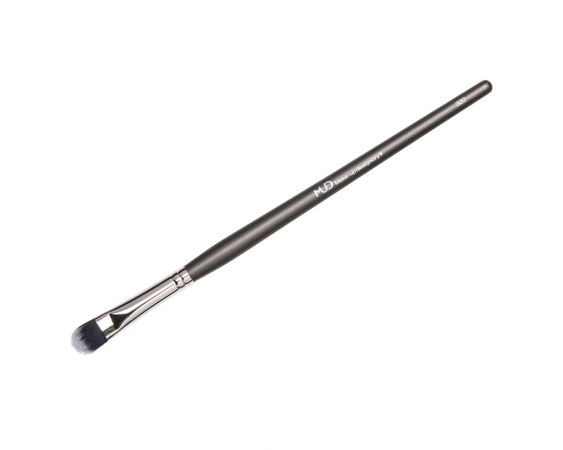 MUD Brushes, #320 Oval Shadow