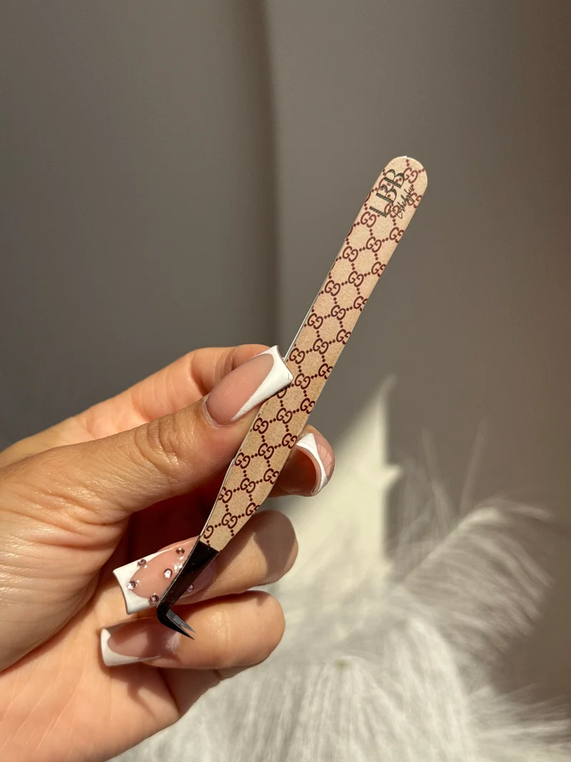 Inspired Gucci 90° tweezer ￼