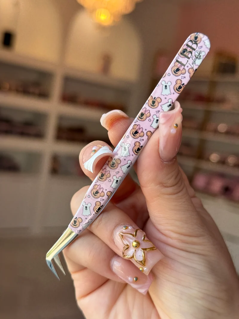 Spooky Disney Tweezer 🎃