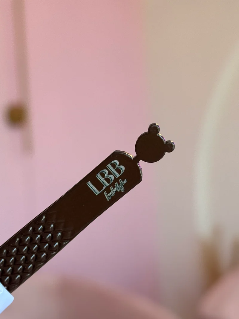 Dark Brown Teddy 90 degree tweezer